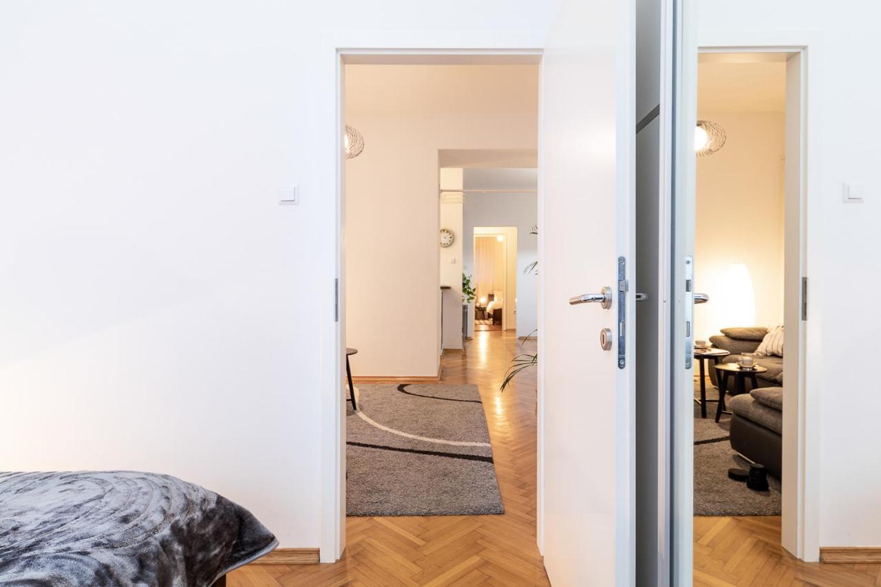 Modern Spacious 3Bdr Apartment In Heart Of Zagreb Ngoại thất bức ảnh
